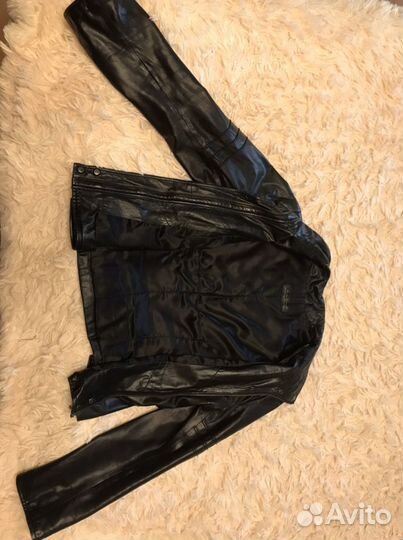 Куртка кожаная женская 46 размер