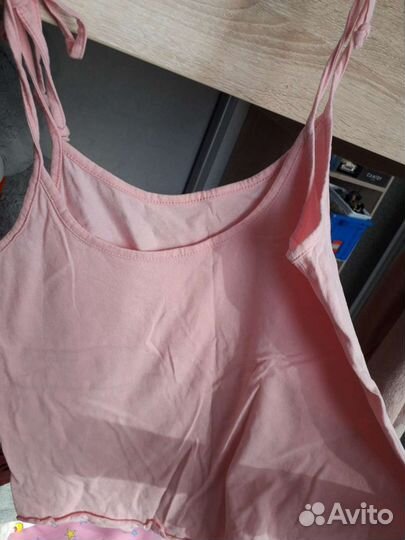 Кофточки для девочек/девушек