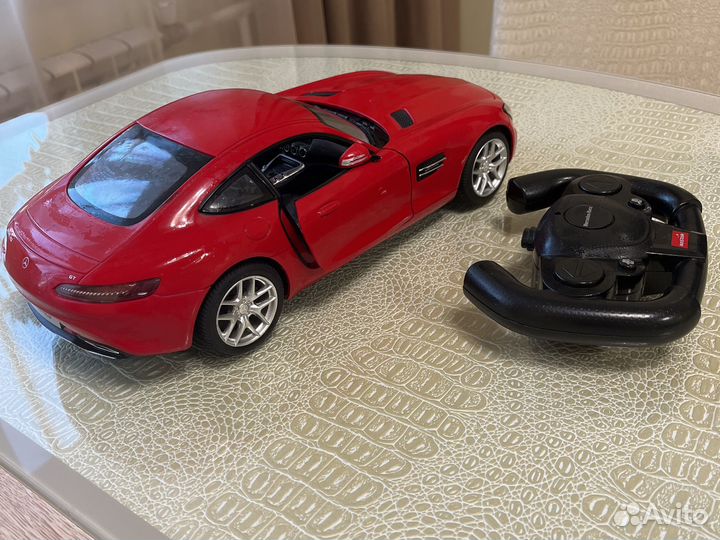 Машина на радиоуправлении