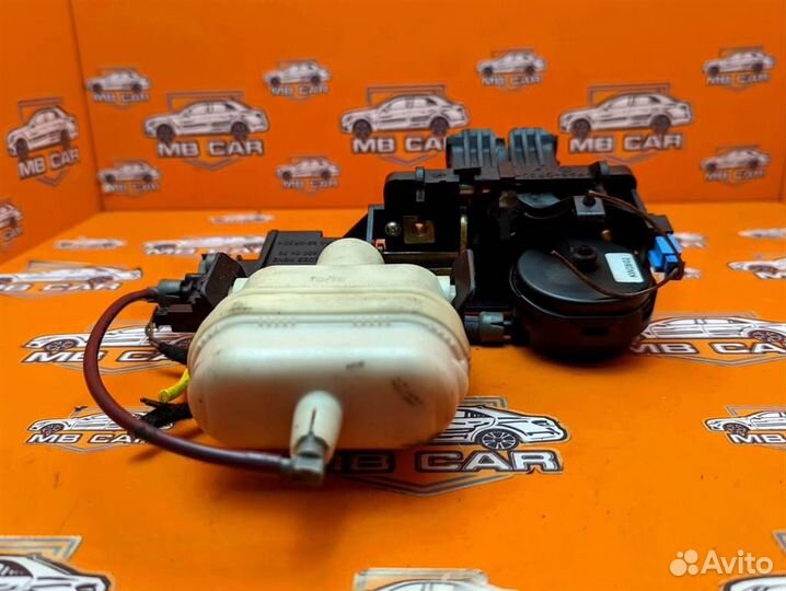 Замок багажника w220 S-class 648.960