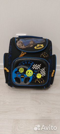 Рюкзаки ранцы для школы