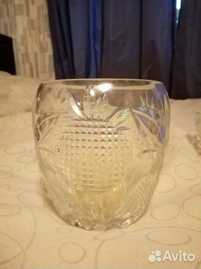 Хрустальная ваза