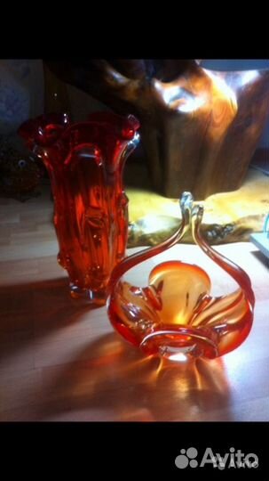 Ваза. Цветное стекло