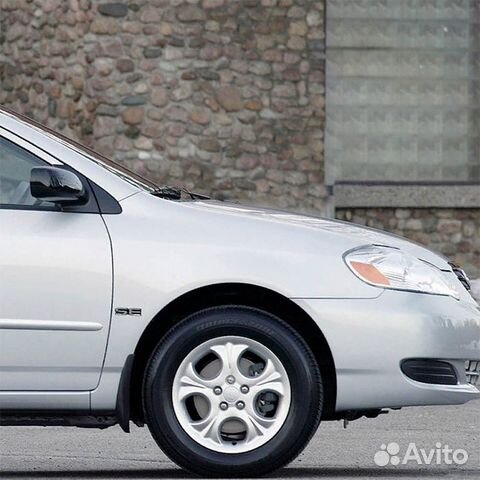 Крыло переднее правое в цвет Toyota Corolla E120