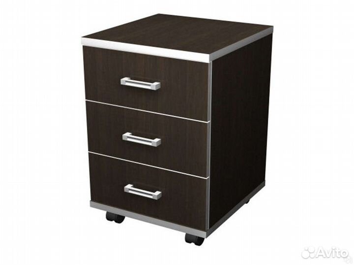 Офисный компьютерный стол