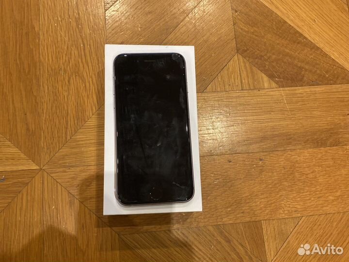 Телефон iPhone 6s