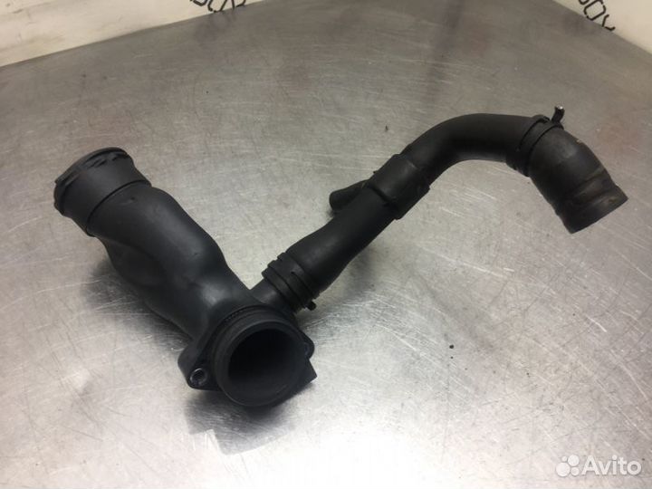 Патрубок Mercedes C-Class W204 M271 1.8TI 2011