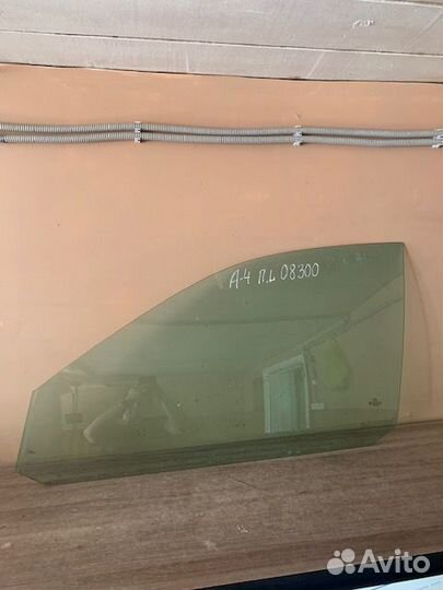 Стекло двери передней левой для Audi A4 B5