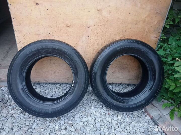 Bridgestone Dueler H/T 687 225/70 R16