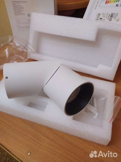 Светильник накладной поворотный