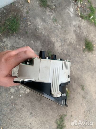 Приборная панель hyundai accent мт