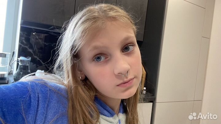 Расклеивать листовки