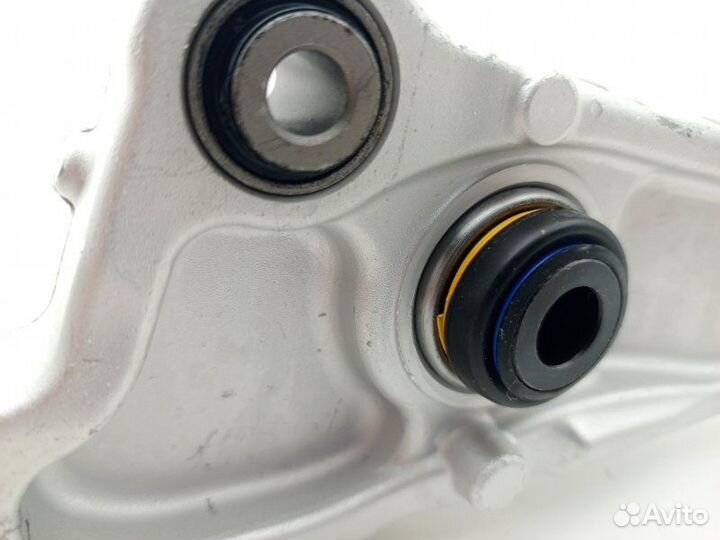 Рычаг подвески нижний передний левый Jaguar Xe