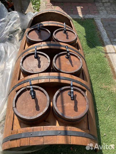 Бочка с кранами декоративная