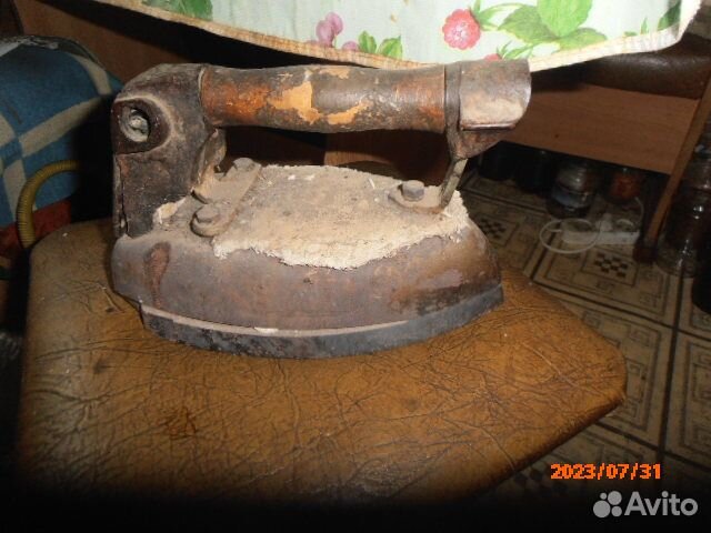 Утюги чугуные