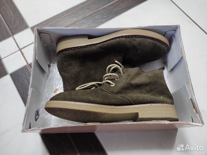 Ботинки замшевые 37