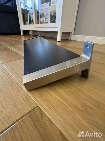 Полка Икеа Ekby Jarpen с кронштейном