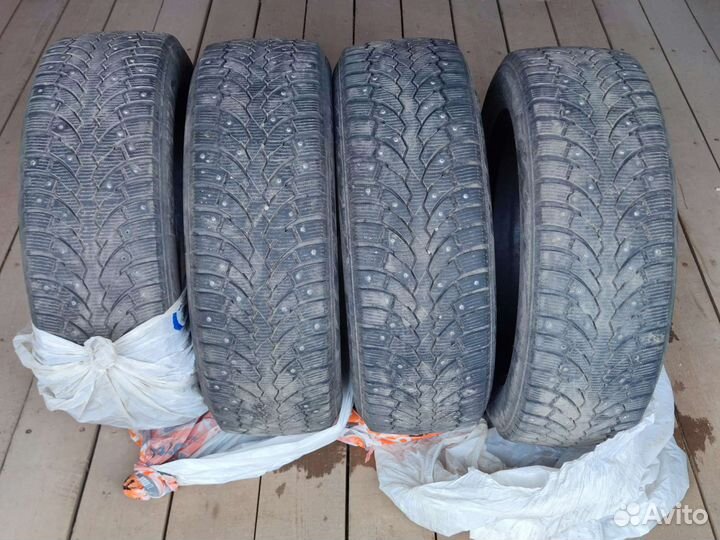 Pirelli Formula Ice 215/60 R17 100T