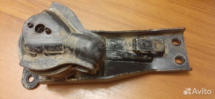 Опора двигателя Mitsubishi Pajero Pinin