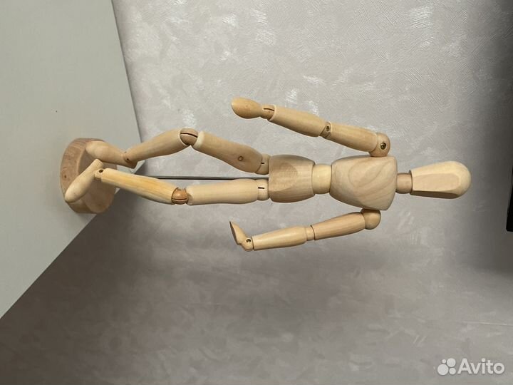 Фигурки из дерева