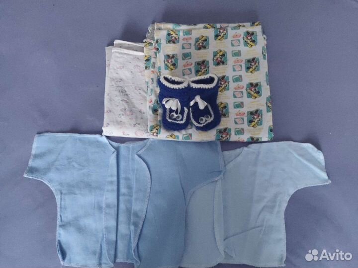 Пеленки распашонки пинетки