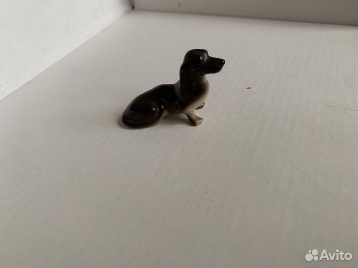 Статуэтка такса