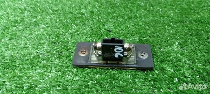 Фонарь подсветки номера VW Touareg 2002-2010