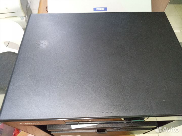 Почти новый canon isensys mf3010 пробег 7твс.лист