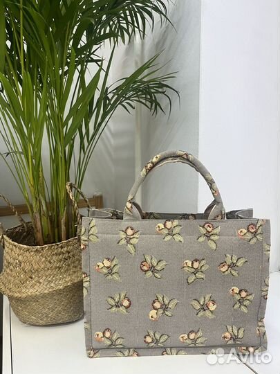 Сумка тоут из гобелена
