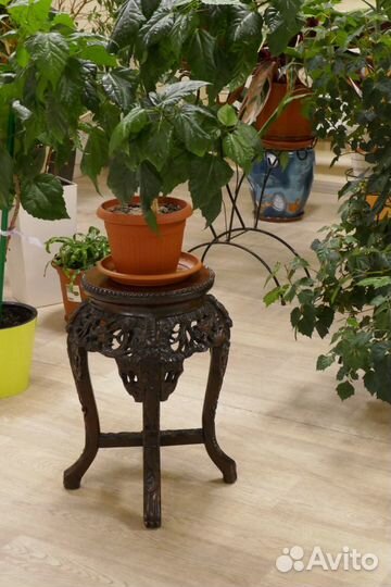 Резной табурет. Китай. Дерево. Ручная работа