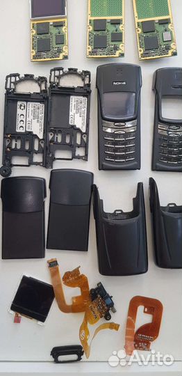 Телефон Nokia 8910,810i