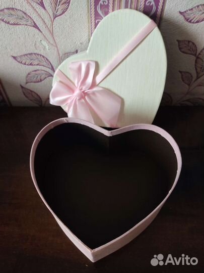 Коробка подарочная сердце