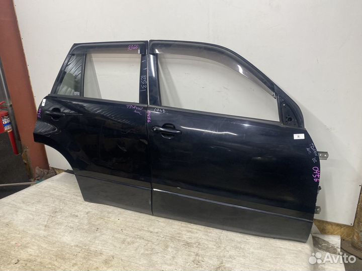Дверь Suzuki Grand Vitara