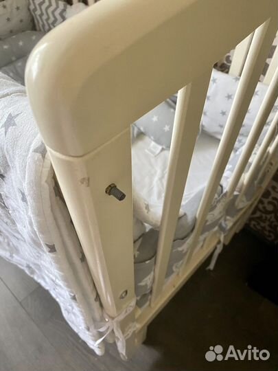 Кровать детская с балдахином