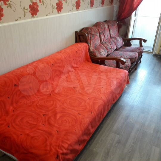 3-к. квартира, 50 м², 3/5 эт.