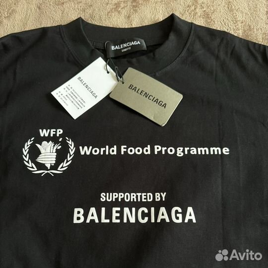 Лонгслив Balenciaga WFP