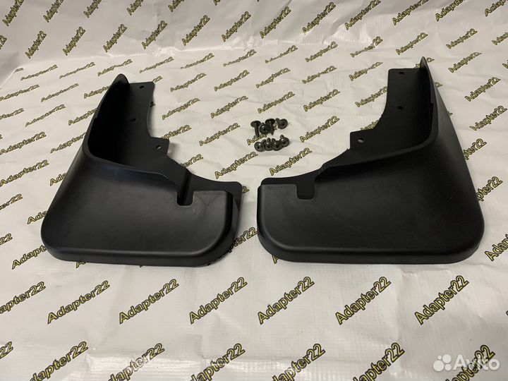 Передние брызговики Mitsubishi Outlander XL 06-09