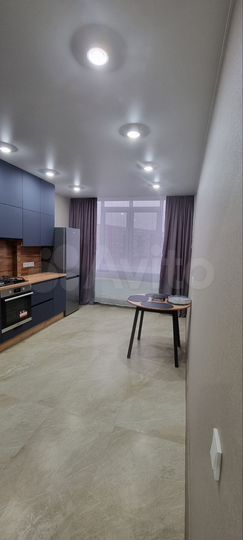 2-к. квартира, 64 м², 2/5 эт.