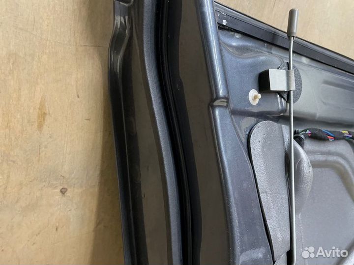 Дверь боковая передняя левая Volvo Xc90 CZ59