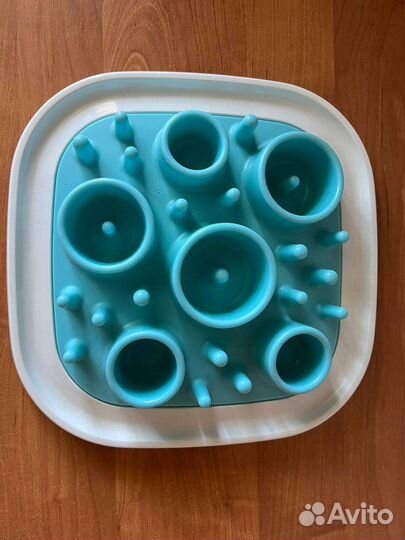 Интерактивная кормушка для кошек и собак