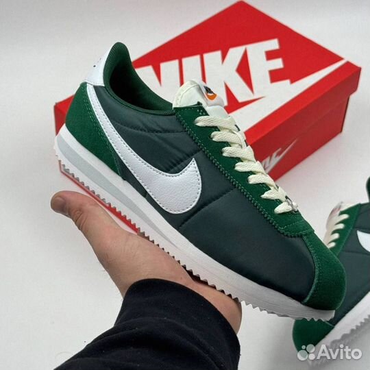 Кроссовки женские Nike Cortez