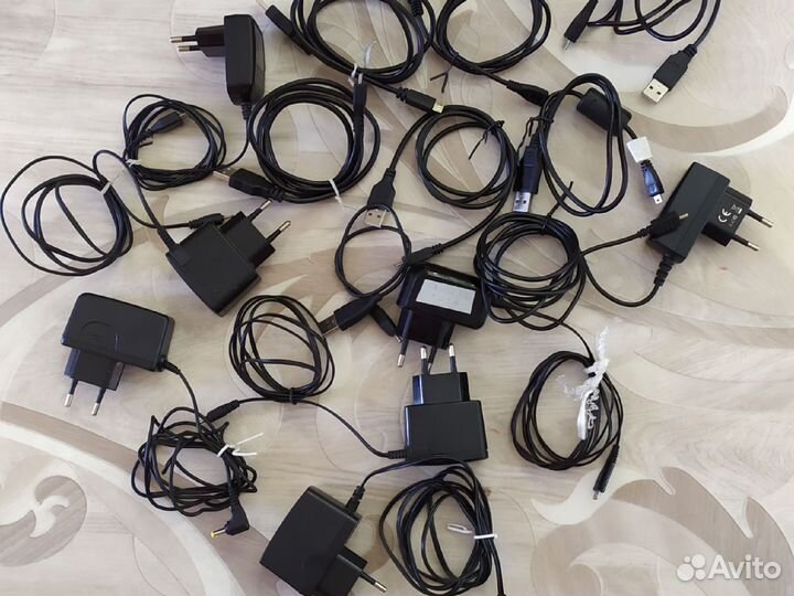 Зарядное устройство для телефона