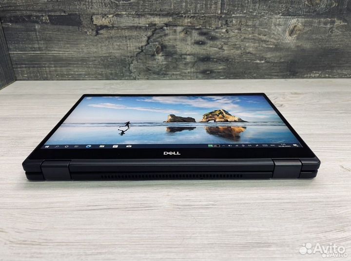 Dell 2in1 на Core i7 Gen8 в отличном состоянии