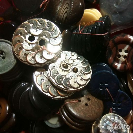 Пуговицы