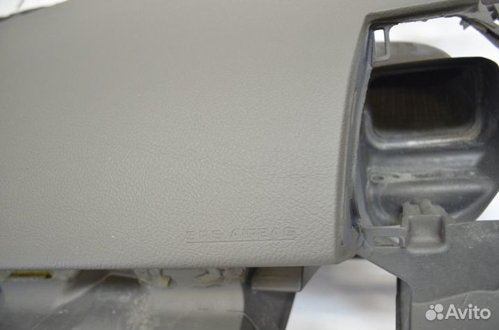 Торпедо панель приборов Toyota Camry 40 (коричн)