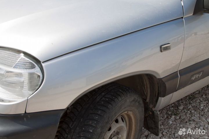 Chevrolet niva Пластиковые крылья из абс