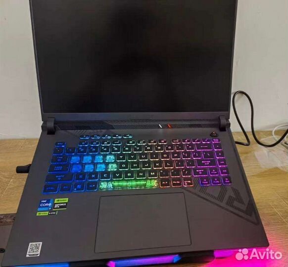 Asus ROG Strix G16 i7 13650HX / RTX 4060 / 2.5K