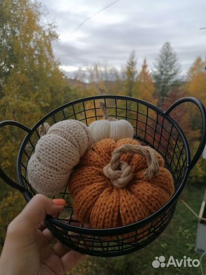 Вязаные тыквы