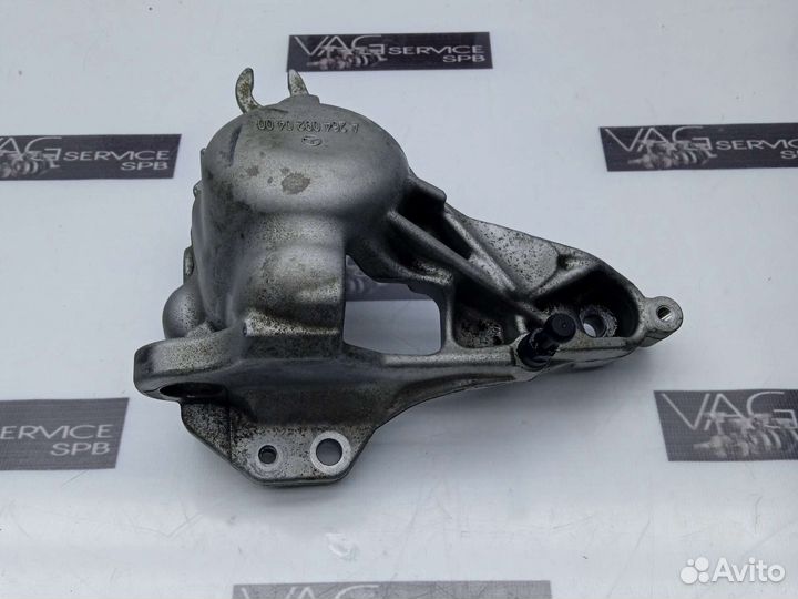 Кронштейн тнвд Mercedes 2.0 M264