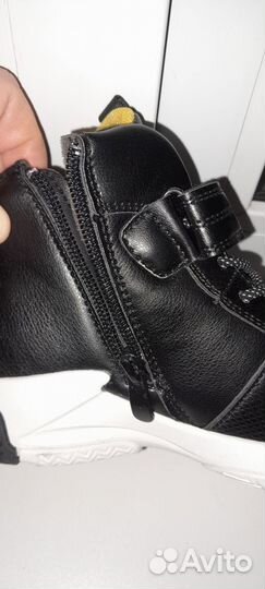 Ботинки демисезонные для мальчика 32